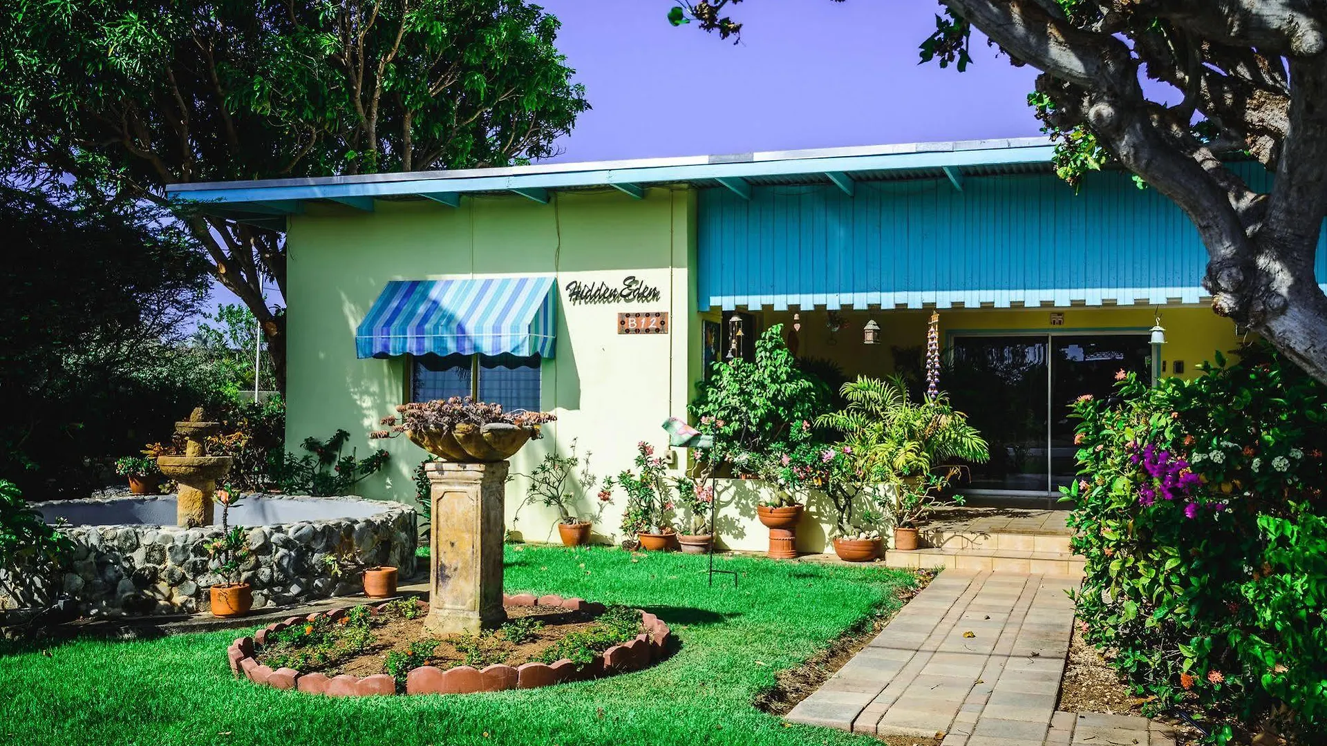 Hidden Eden Aruba Bed And Breakfast