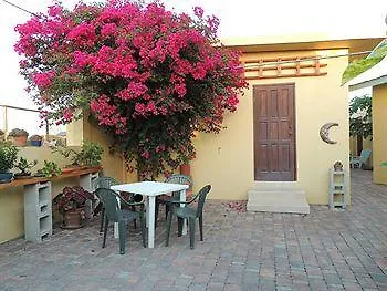 Hidden Eden Aruba Bed And Breakfast 3*, Oranjestad